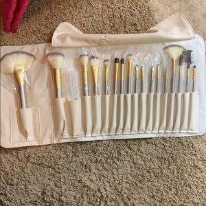 Makeup brushes kit